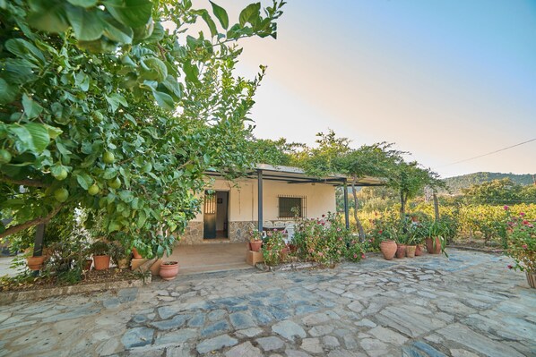 Exterior - Holiday Home 'Huerta del Sol' with Private Pool, Balcony and Air Conditioning (Aracena)