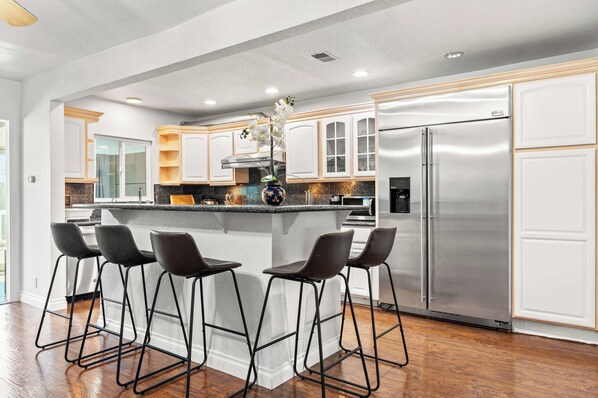 House | 3 bedrooms, Internet - Spacious Family Retreat in San Dimas Great Location (Covina)