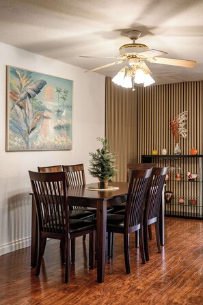 House | 3 bedrooms, Internet