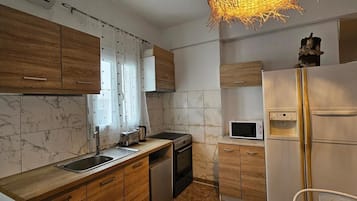 Kühlschrank, Wasserkocher