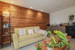 Cottage | Living area