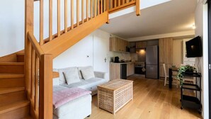 Unclassified image, 2 of 3, button - Holiday Home in Loudenvielle by Skyvall (Loudenvielle)