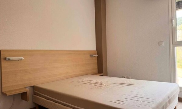 Room - T2 in the Les Balcons du Canigou Residence (Vernet-les-Bains)