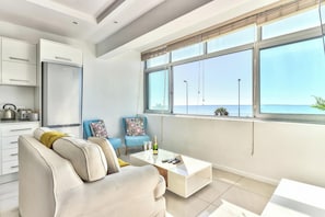 Apartment | 1 bedroom, Internet - Mouille Point 1bed Apartment w View Seatide Studio (Cape Town)