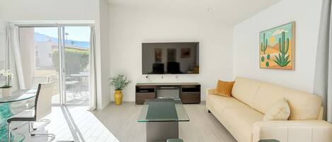 Apartment, Accessible | 2 bedrooms, Internet
