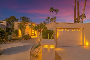 Apartment, Accessible | 2 bedrooms, Internet - Mission Beach Bayfront Condo Steps to Ocean (Palm Desert)