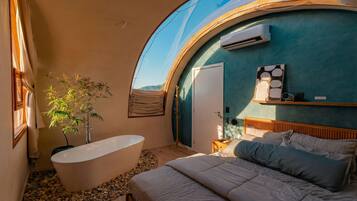Comfort Room | Free WiFi