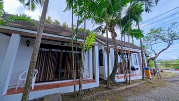 Deluxe Double Room | Free WiFi, bed sheets