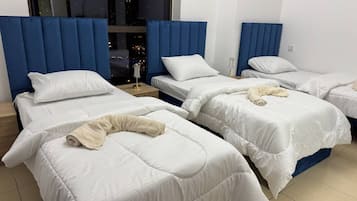 5 Schlafzimmer, BĂŒgeleisen/BĂŒgelbrett, WLAN, BettwĂ€sche