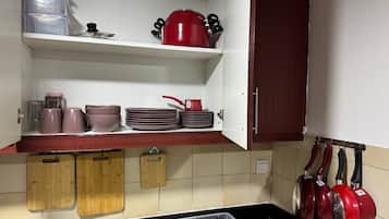 Mikrowelle, Ofen, Herdplatte, GeschirrspĂŒler