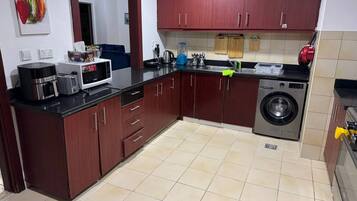 Mikrowelle, Ofen, Herdplatte, GeschirrspĂŒler