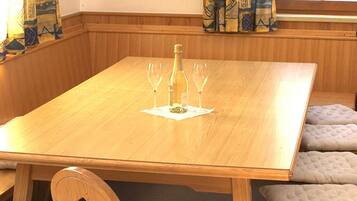 Nhà phong cách cổ điển, 5 phòng ngủ | Trị liệu spa