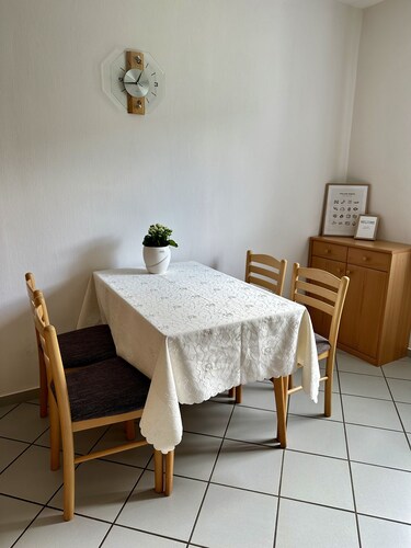 Modern Apartment With 2 Bathrooms in Lirstal