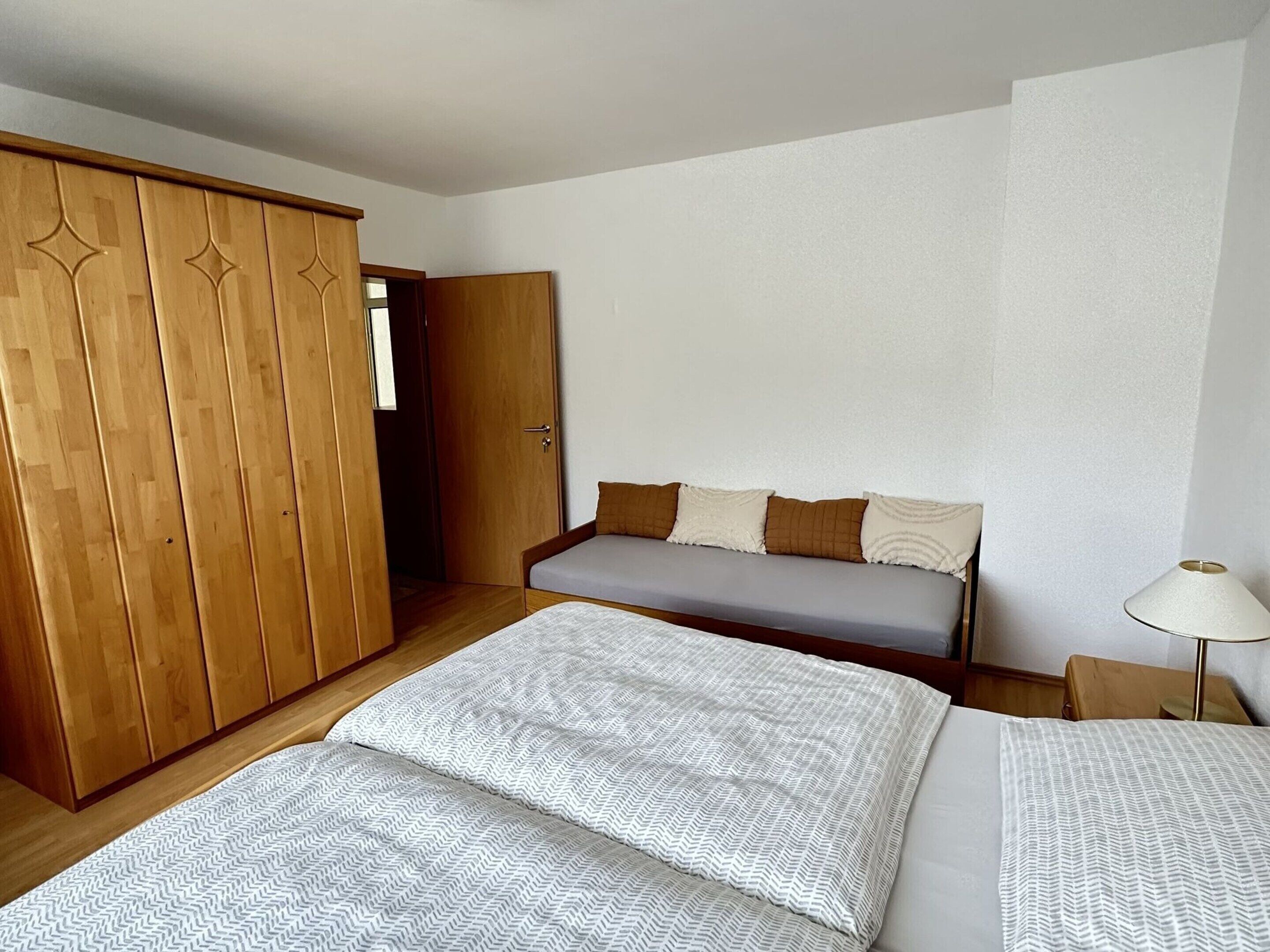 Apartamento clásico, 2 habitaciones | 2 dormitorios, mobiliario individual, ropa de cama