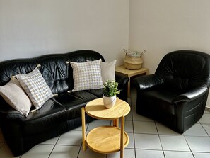 Classic Apart Daire, 2 Yatak Odası | Oturma odası | DVD oynatıcı 