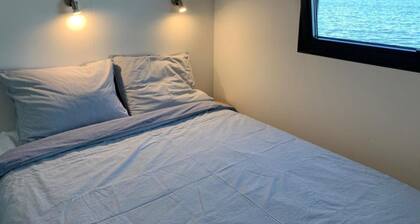 Modern Houseboat in Offingawier With Terrace