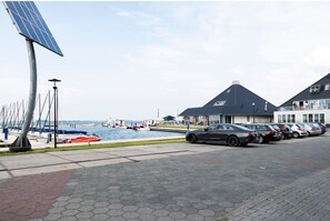 Casa rodante clásica, 2 habitaciones | Vista desde la propiedad