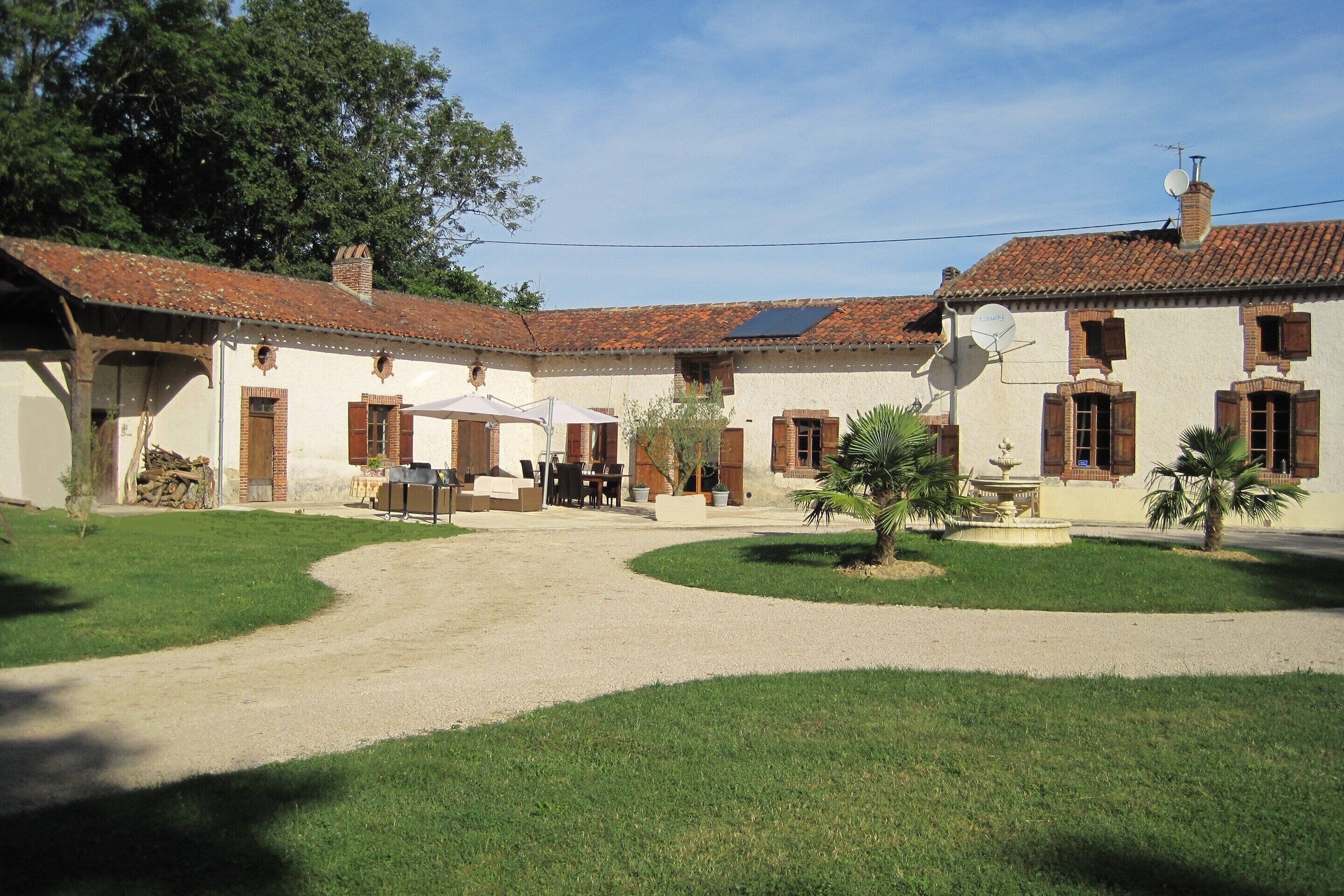 Cottage phong cách cổ điển, 3 phòng ngủ | Vườn