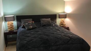 7 bedrooms, individually furnished, iron/ironing board, bed sheets