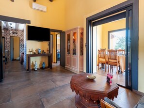 Dining - Villa Jenuska, Attractive Holiday Home in Callian With Private Pool (Callian)