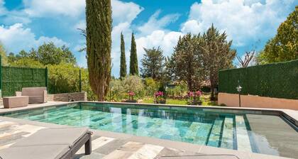 Villa Jenuska, Attractive Holiday Home in Callian With Private Pool