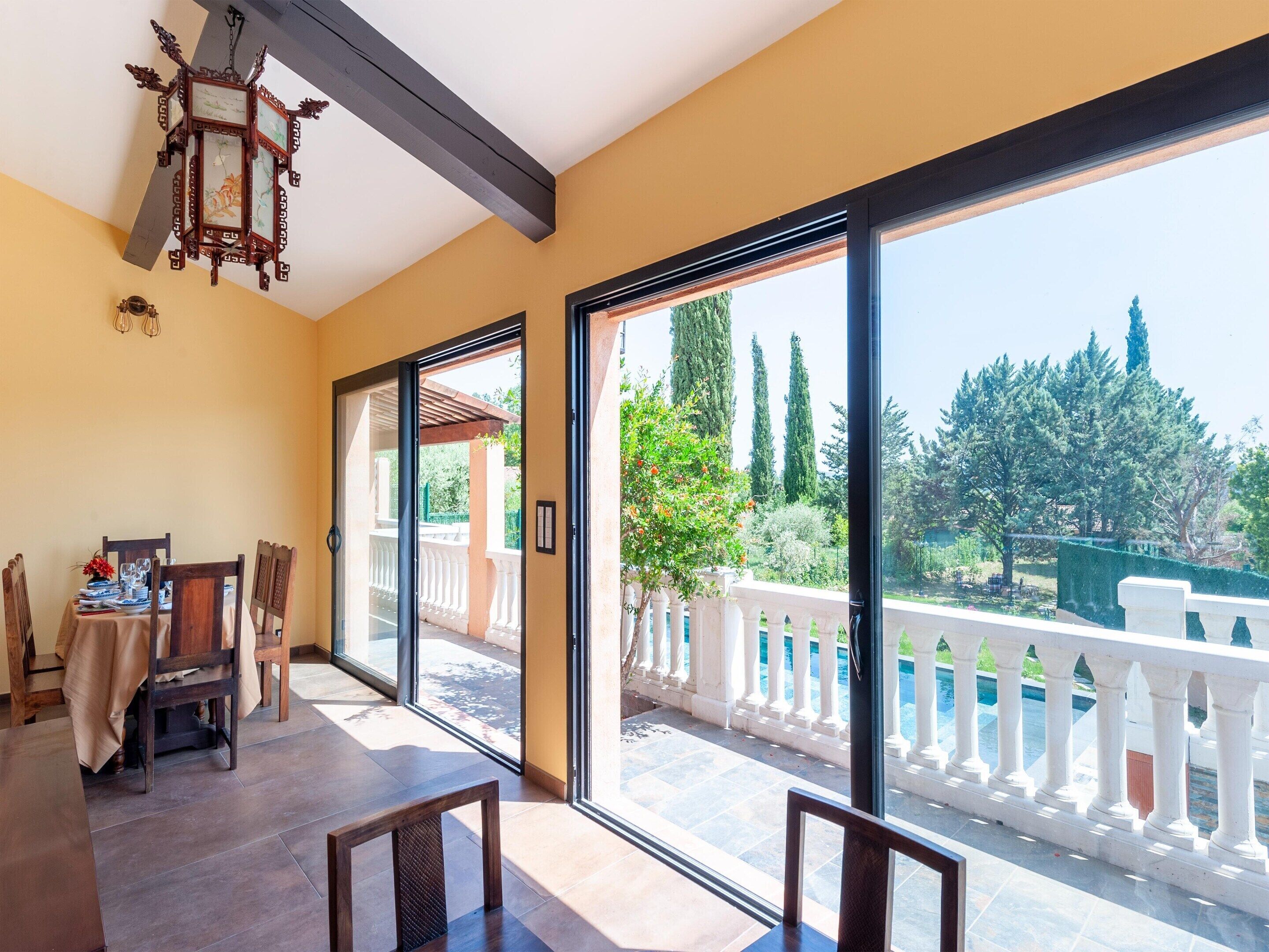 Classic House, 3 Bedrooms | Dining