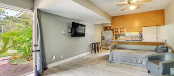 Anglers Escape w/ River Access: JAX Townhome