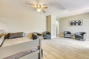 Apartment (2 Bedrooms) | Interior - Anglers Escape w/ River Access: JAX Townhome (Jacksonville)