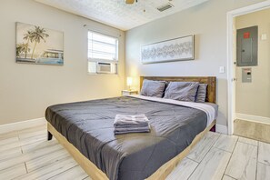 Interior - Waterfront JAX Townhome w/ River Access! (Jacksonville)