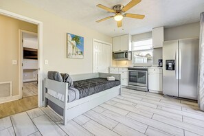 Apartment (1 Bedroom) | Interior