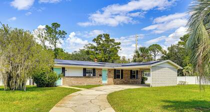 Waterfront JAX Townhome w/ River Access!