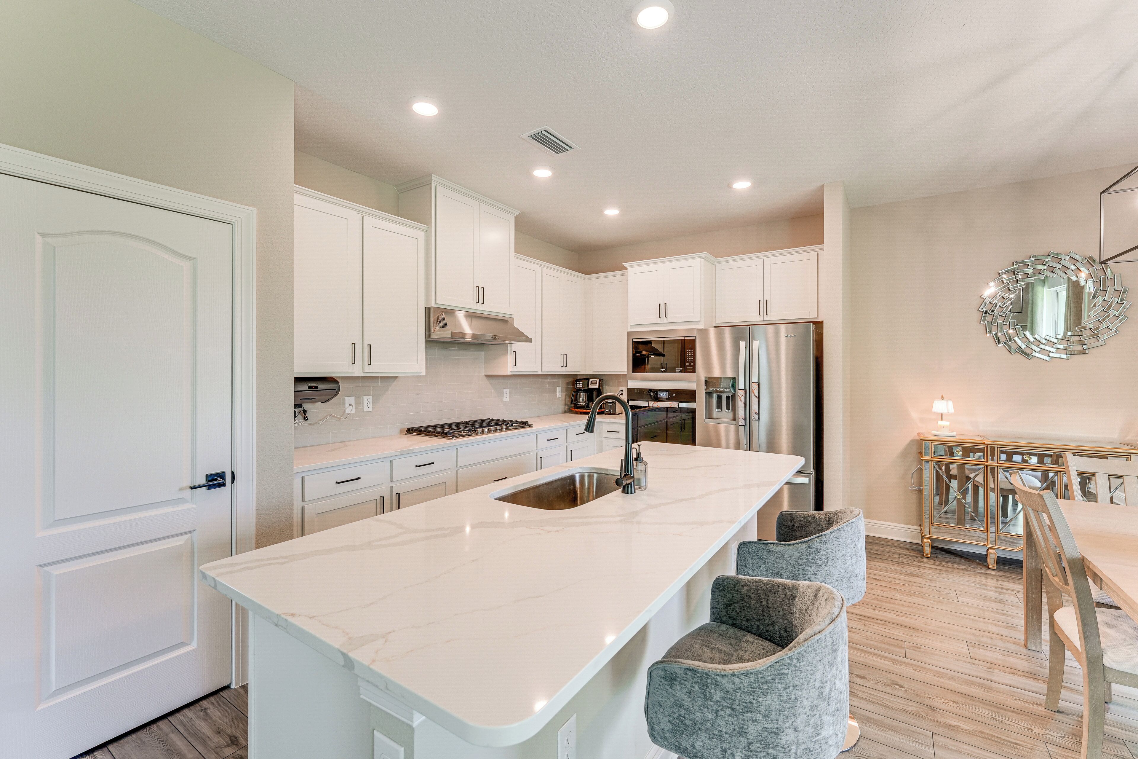 單棟房屋 (6 Bedrooms) | 內部