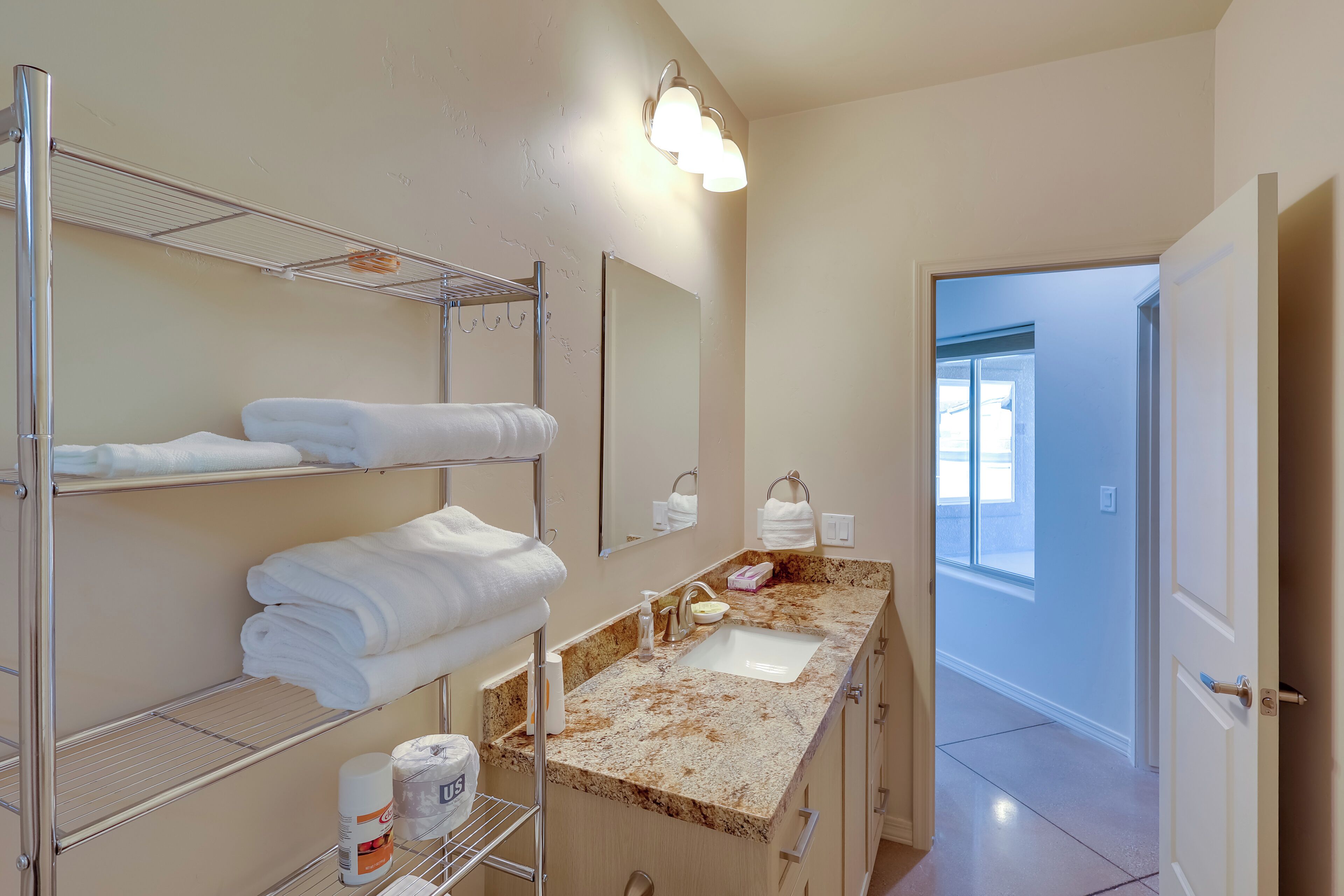 Apartment (1 Bedroom) | Interior