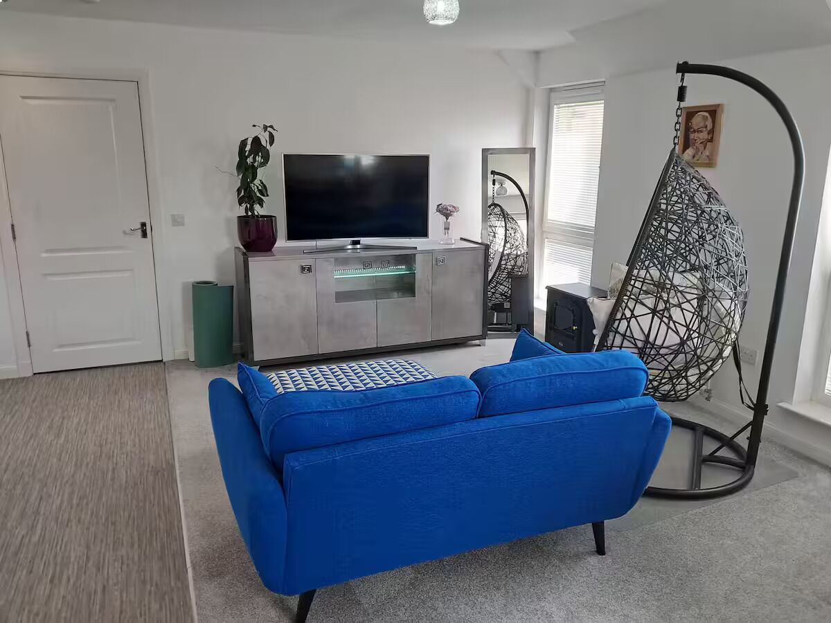 TV