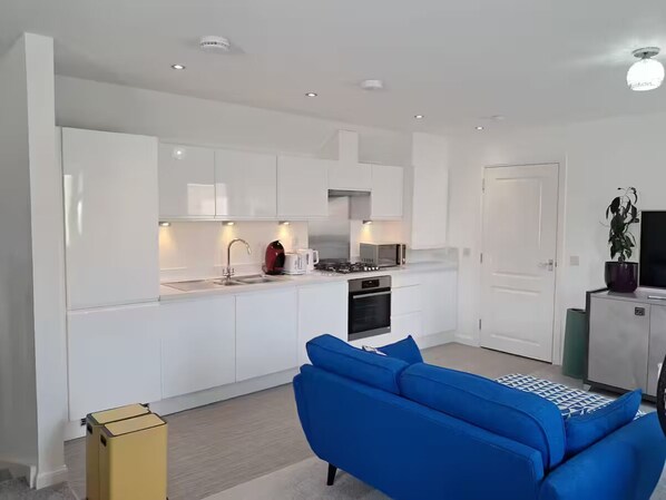 Microwave, oven, dishwasher