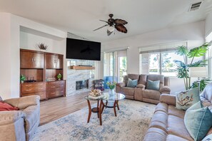 Interior - On Golf Course: Quiet Indio Home w/ Pool Access! (Indio)