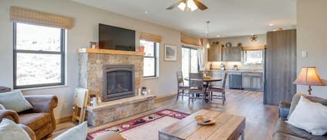 Apartment (3 Bedrooms) | Front of property