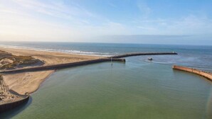 Classic Apartment, 2 Bedrooms | View from property - Modern Apartment in The Hague With Balcony (The Hague)