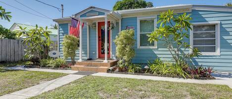 House (2 Bedrooms) | Front of property