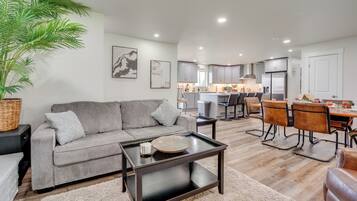House (3 Bedrooms) | Front of property