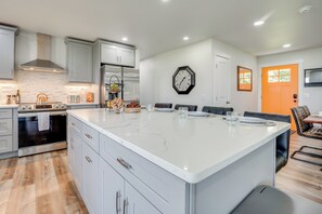 House (3 Bedrooms) | Interior - Ski, Fish & Explore: Yakima Wine Country Home! (Yakima)