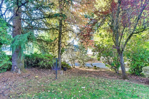 Explore Columbia Gorge: Quiet Camas Studio!