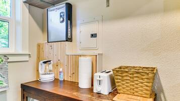 Apartment (0 Bedroom) | Interior