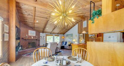 1/8 Mi to Neskowin Beach! Cozy Oregon Coast Home