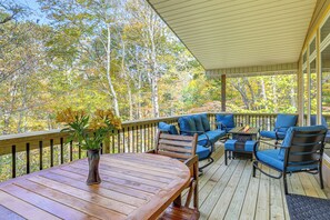 House (3 Bedrooms) | Front of property - Woodland Gem w/ Pool Access: Linville Land Harbor (Newland)