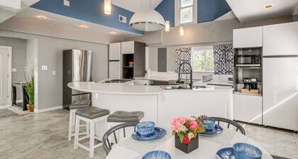 Walk to Mir: Wooded Group Escape w/ Deck + Bar!