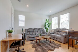 House (1 Bedroom) | Front of property