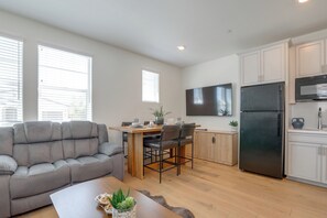 House (1 Bedroom) | Interior