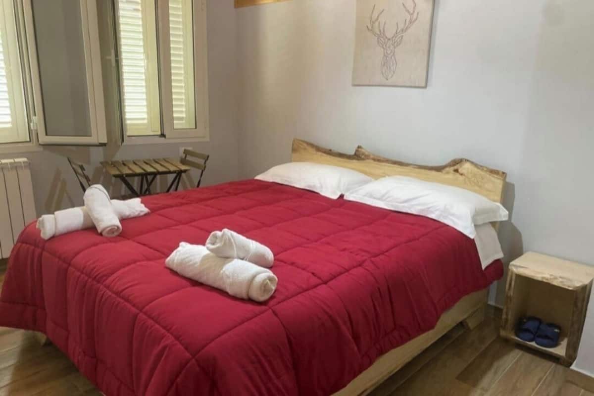 Classic Double Room, Mountain View | WiFi (free), bed sheets