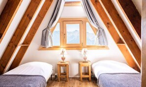 Iron/ironing board - Intimate Chalet With Breathtaking View (Huez)